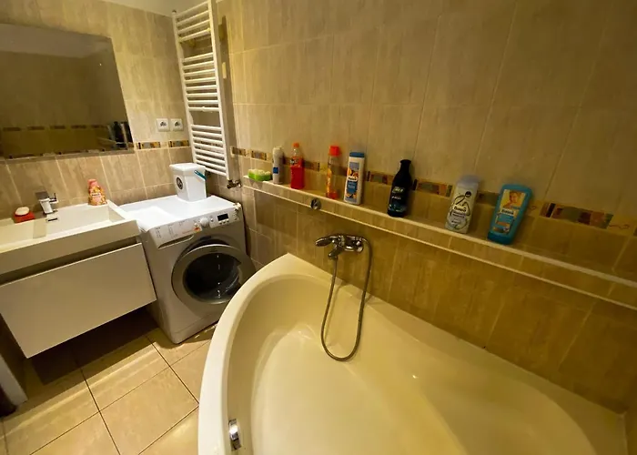 Appartement 3 Bedroom In The Part Of The